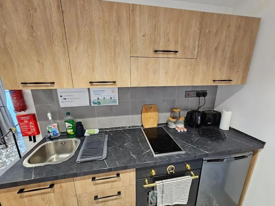 Iris -Paola Modern Townhouse Apartment